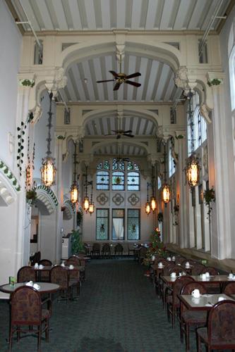 Interior view of the Marlborough Hotel, Winnipeg, 2007; Historic Resources Branch, Manitoba Culture, Heritage and Tourism, 2007