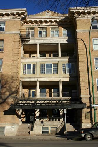 Main entrance bay of the Ambassador Apartments, Winnipeg, 2007; Historic Resources Branch, Manitoba Culture, Heritage and Tourism, 2007