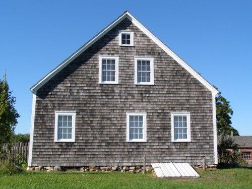 Side elevation, Rosebank Cottage, New Ross, Nova Scotia, 2007.; Heritage Division, Nova Scotia Department of Tourism, Culture and Heritage, 2007.
