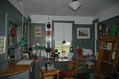 Canadian Northern Railway (CNoR) Station, Meeting Creek (August 2005); Alberta Culture and Community Spirit, Historic Resources Management, 2005