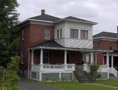 Photo of the left side of 101 Rice Street; Madawaska Historical Society