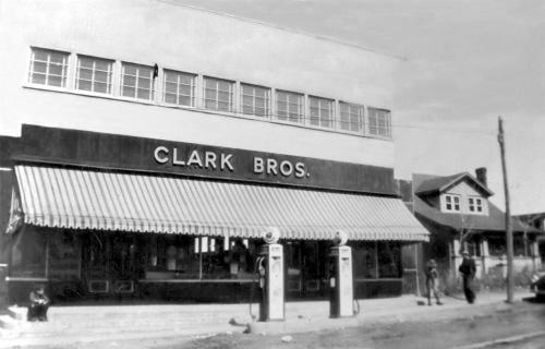 Archive image of home next to Clark Bros. store; Garden of the Gulf Museum