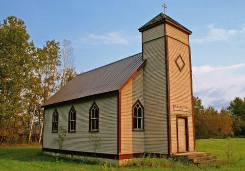 Primary elevations, from the northwest, of Garland United Church, Garland, 2007; Historic Resources Branch, Manitoba Culture, Heritage, Tourism and Sport, 2007
