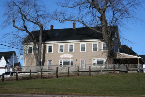 Showing side elevation; Province of PEI, 2007