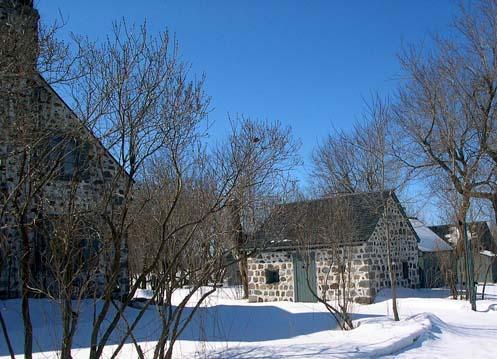 Dépendances de la maison Hervieux; Ministère de la Culture, des Communications et de la Condition féminine, Jean-François Rodrigue, 2004
