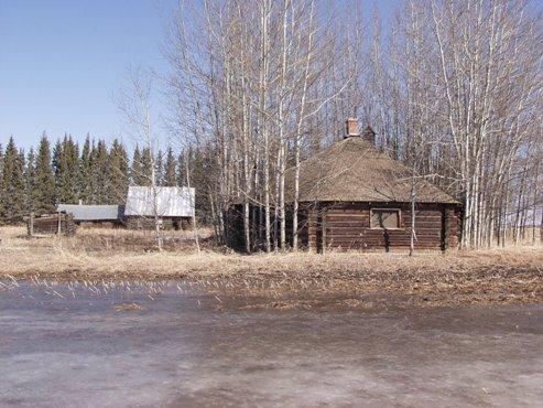 Plavin Homestead Provincial Historic Resource, near North Star (April 2001); Alberta Culture and Community Spirit, Historic Resources Management, 2001