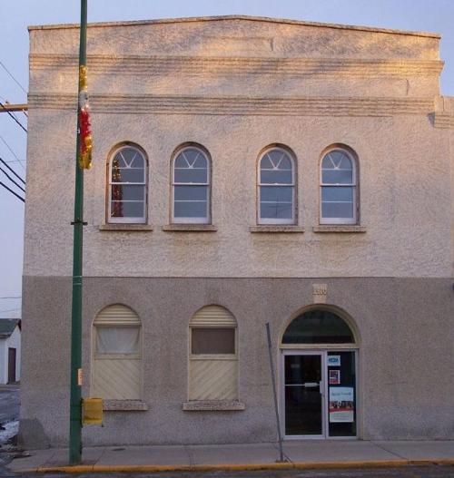 View east at front elevation, 2007.; Royce Pettyjohn, 2007.