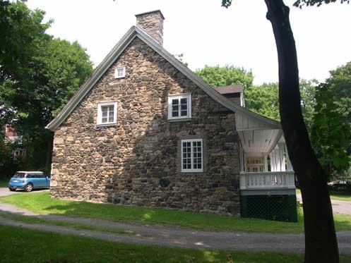 Maison Hurtubise; Ministère de la Culture, des Communications et de la Condition féminine, Jean-François Rodrigue, 2004