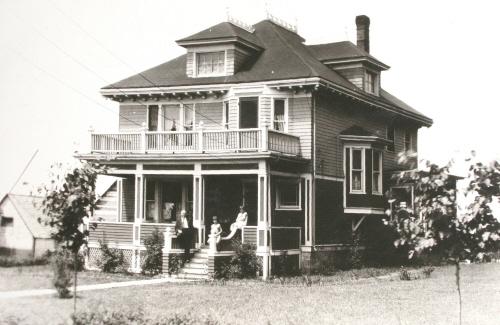 Side elevation, c. 1930s; Garden of the Gulf Museum Collection