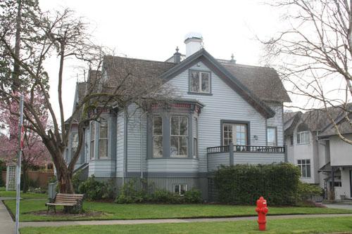 Exterior view of 1261 Richardson Street; City of Victoria, 2007
