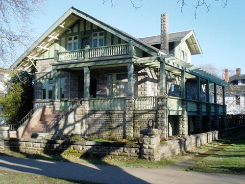 Exterior view of 139 Cook Street; City of Victoria, 2007