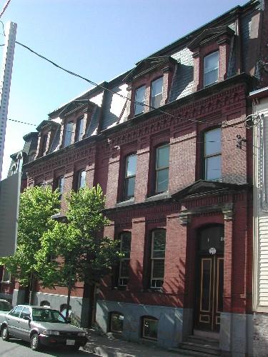 This photograph shows the contextual view of the entire Breeze complex. The Charles E. Harding Residence is in the forefront, 2005.; City of Saint John