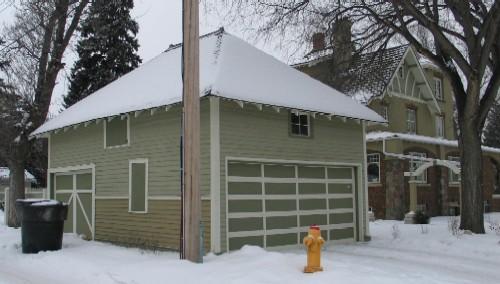 View of the former carriage house at the Sommerville/Petitt House, 2007.; City of Saskatoon, Kathlyn Szalasznyj, 2007