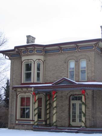 Featured are elements of the Italianate style including bay windows and arched brickwork, 2007.; Lindsay Benjamin, 2007.