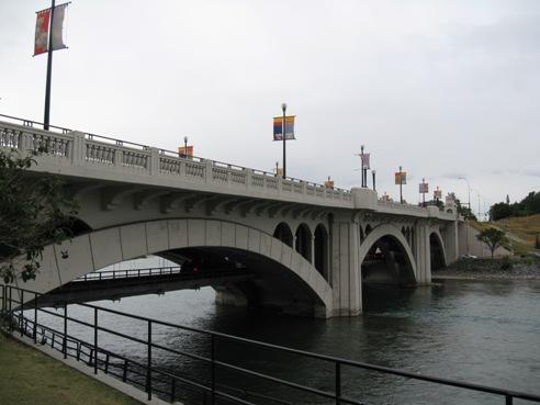 Centre Street Bridge (2007)
; The City of Calgary, 2007