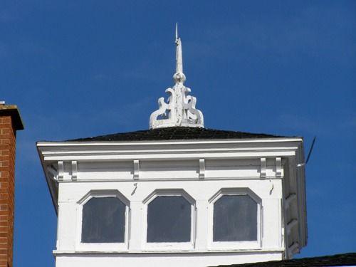 Detail of the cupola on the Dr. John Harris House, Beaver River, Yarmouth County, NS, 2008.; Heritage Division, NS Dept of Tourism, Culture and Heritage, 2008