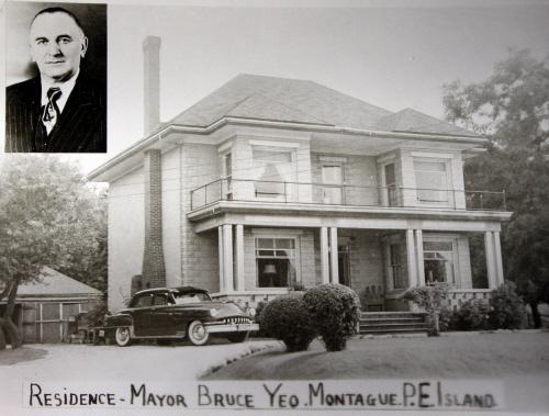Showing house when owned by Bruce Yeo; Garden of the Gulf Museum Collection