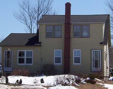The Thyrza Murdock House or Old Mill House in the former Village of Loggieville, front elevation, 2007.; City of Miramichi