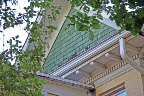 Wall detail of the H.E. Sharpe House, Winnipeg, 2007; Historic Resources Branch, Manitoba Culture, Heritage and Tourism, 2007