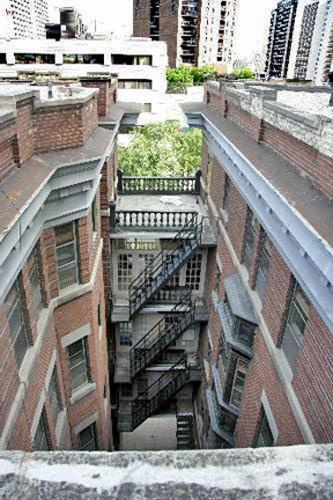 Exterior stair details of the Princeton Apartments, Winnipeg, 2007; Historic Resources Branch, Manitoba Culture, Heritage and Tourism, 2007