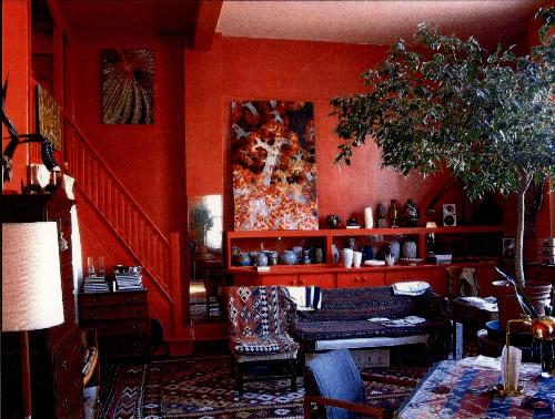 Interior view of the Studio Building National Historic Site of Canada, showing its continued use as artists' studios, 2004.; Agence Parcs Canada / Parks Canada Agency, Andrew Waldron, 2004.