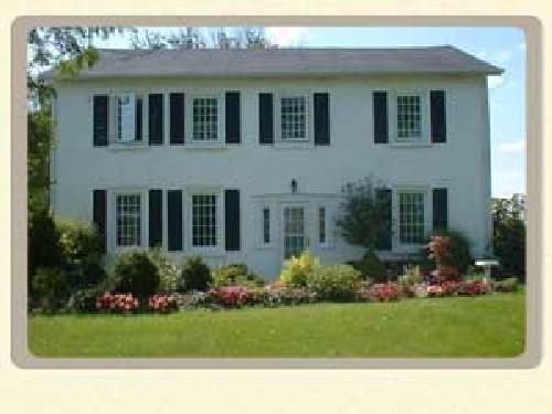The front side of the Danner-Sherk House along Niagara River Parkway; Keith and Mary McGough, 2007