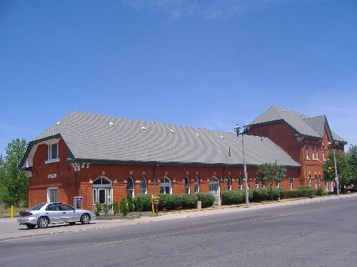 Western wing of the Via Railway Station; Callie Hemsworth, Brock University, 2007