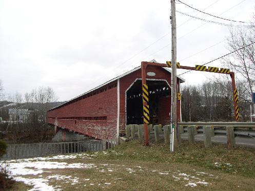 Pont couvert de Saint-Edgar; Ministère de la Culture, des Communications et de la Condition féminine, Jean-François Rodrigue, 2004
