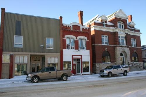 Contextual view, from the southeast, of the Nelson Butt Building, Carberry, 2007; Historic Resources Branch, Manitoba Culture, Heritage, Tourism and Sport, 2007