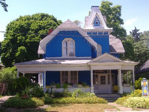 This house, now a B and B, is admired by tourists for its gingerbread trim.; Photograph by Katie Hemsworth, 2007.