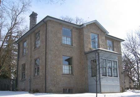This photo depicts the house's classical proportions and symmetrical elevations, 2007.; Kayla Jonas, 2007.