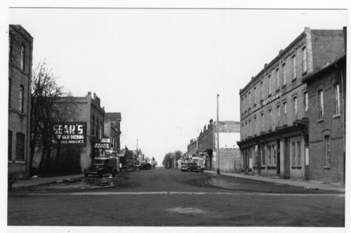 Archival view, from the south, showing the early quality and condition of the Historic Downtown Carberry heritage district, Carberry, ca. 1925.; Historic Resources Branch, Manitoba Culture, Heritage, Tourism and Sport, 2007 Courtesy Carberry Plains Archives, 1925