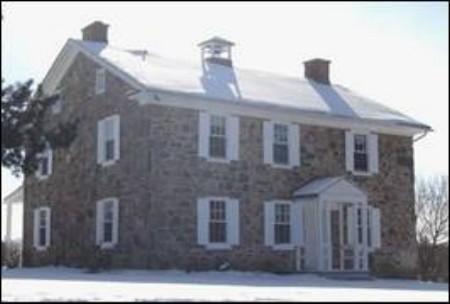 Of note is the fieldstone construction.; Lindsay Benjamin, 2007.