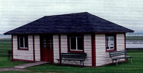 General view of the Picnic Shelter Lodge, showing the predominant use of wood, 1996.; Parks Canada Agency / Agence Parcs Canada, 1996.