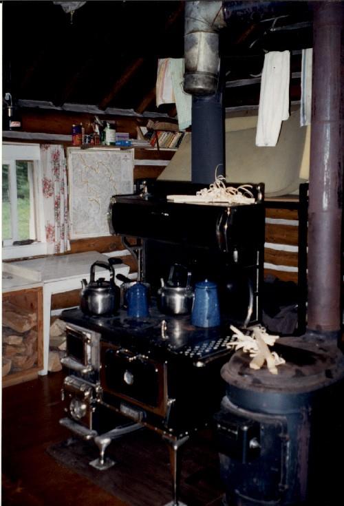 Interior view of the Adolphus Warden Patrol Cabin, 1997.; Parks Canada Agency / Agence Parcs Canada, 1997.