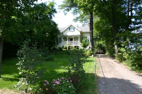 Front facade with laneway; Susan Schappert, 2007